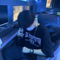 Trần Hải Lục_Darius(em trai_đồng đội)