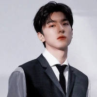 Lộ Triết Khánh(Devlin)