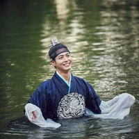 Hoàng Uyên
