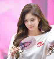 Jennie 🫶