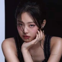 Kim Jennie [ Em ]