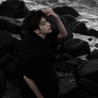 Hoàng Phương Minh Trí - anh nu9