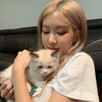 Rosé_R
