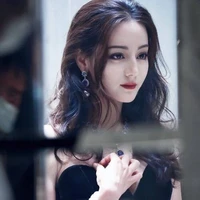 Địch Lệ Nhiệt Ba [ Chị HK ]