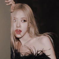 Rosé (Park Chaeyoung)