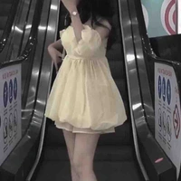 Em gái trần Nam