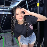 Kim Jisoo(cô giáo)