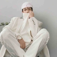 Từ Kim Ngưu• trauvang• 25