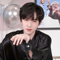 Hạ Tuấn Lâm (Cậu)