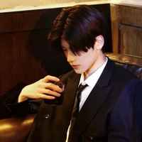 Nam Cung gia bảo -levi