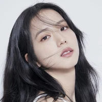 kim jisoo (Y)
