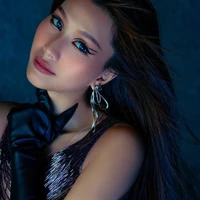 Thùy Linh - Bạn nữ 9