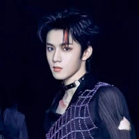 Lưu Diệu Văn /anh ta