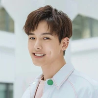 Vương Dĩ Luân (na8)