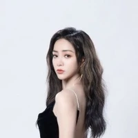 Tạ Khả Dần (nữ8 )