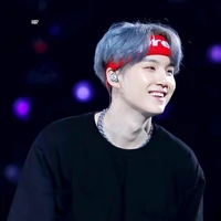 Park Yoongi (Ba cô)