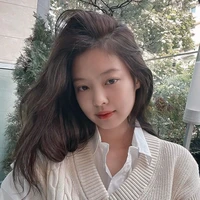 Kim Jennie-Chị (Jen)