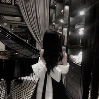 Trần Vũ Cẩm Linh_nữ9