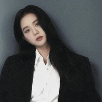 KIM JISOO
