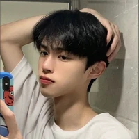 Lê Gia Huy ( bff nam9)