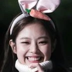 Kim Jennie ( nàng )