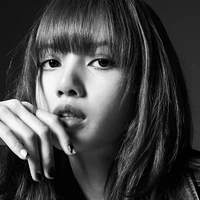 Lalisa Manobal ( Y )