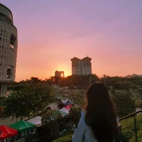 Moon - tác giả