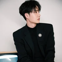 Vương Nhất Bác ( Wang YiBo )