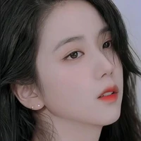 Kim Jisoo(Chị)