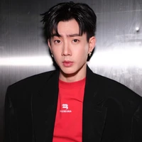 Off Jumpol Adulkitipron