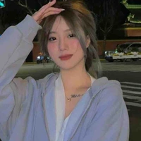 Nguyệt Hà Vy Linh —{ Selina}