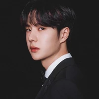 VƯƠNG NHẤT BÁC