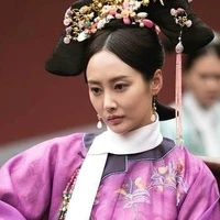 Vệ Yến Uyển - Lệnh Phi