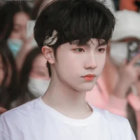 Tác giả mê troai:)