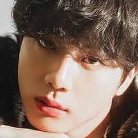 Kim Seokjin_mẹ Y