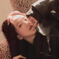 Kim Jisoo [ Y ]
