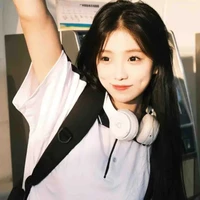Nguyễn Minh Thư | @𝚂𝚝𝚛𝚊𝚠𝚋𝚎𝚛𝚛𝚢