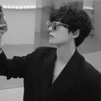 Vương Nguyễn Gia Bách | @𝚁𝚊𝚒𝚜𝚒𝚗_𝙵