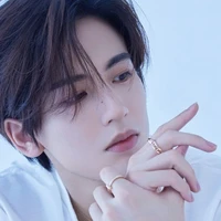 Hàn Tuấn Khải_Bạn Na9