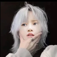 Lalisa Manobal ( cô)