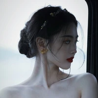 Nhã Ly - mẹ nu9