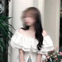 Mẹ na9 ( mẹ nuôi của các cậu )