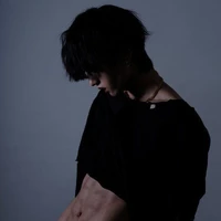 〈𝐂𝐡𝐚𝐫𝐨𝐬 𝐋𝐞𝐨〉