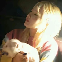 𝐀𝐮𝐭𝐡𝐨𝐫