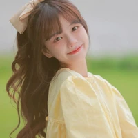 Hoàng Y_bạn cô
