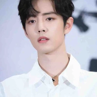 Tiêu Chiến ( học trưởng )