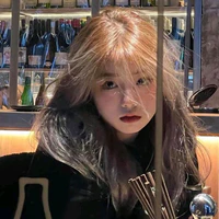 Ngọc Nguyễn Uyên_em họ n9