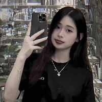 Nhân Viên Mỹ Lan 