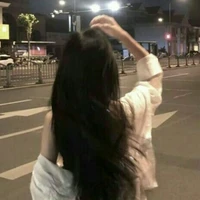 Hàn/Dương Thiên Tỷ Hạ- nữ chính
