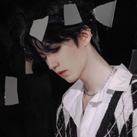 Quản gia- Vương Tuấn Khải